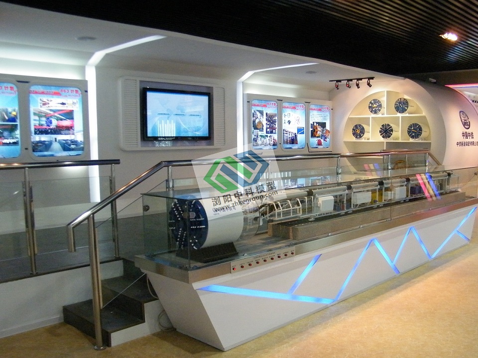 土壓平衡盾構機模型